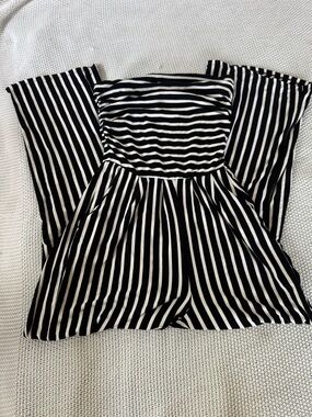 Heart Hips Black & White Striped Strapless Romper